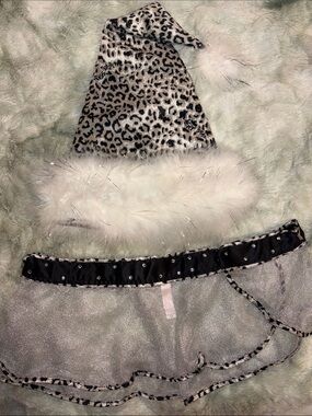 VICTORIAS SECRET LIMITED EDITION CHRISTMAS LINGERIE SET sheer glitter  sparkles